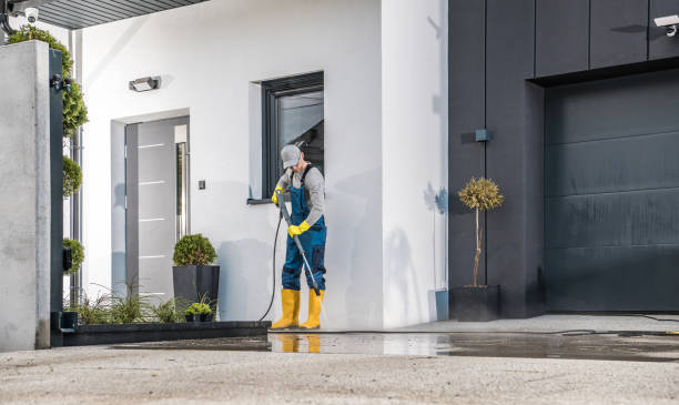Best Sidewalk and Walkway Cleaning  in Fort Pierce South, FL